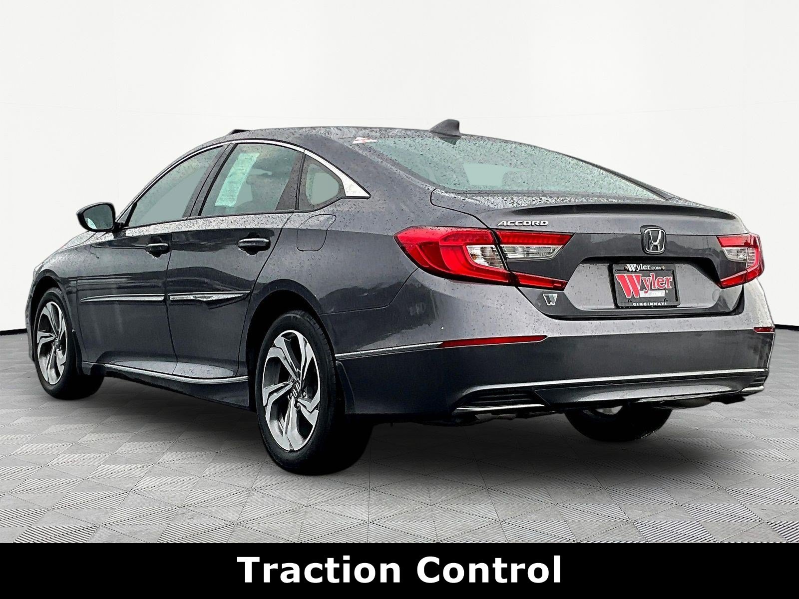 Used 2019 Honda Accord EX image 4