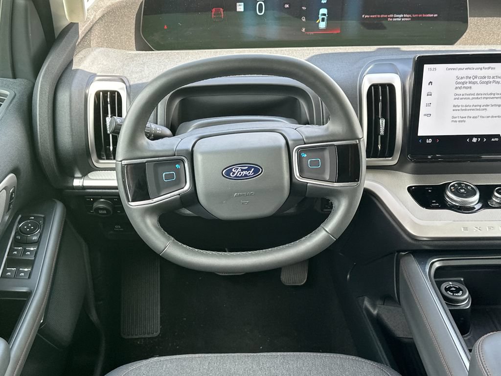 Certified 2025 Ford Expedition Active AWD/4WD image 25
