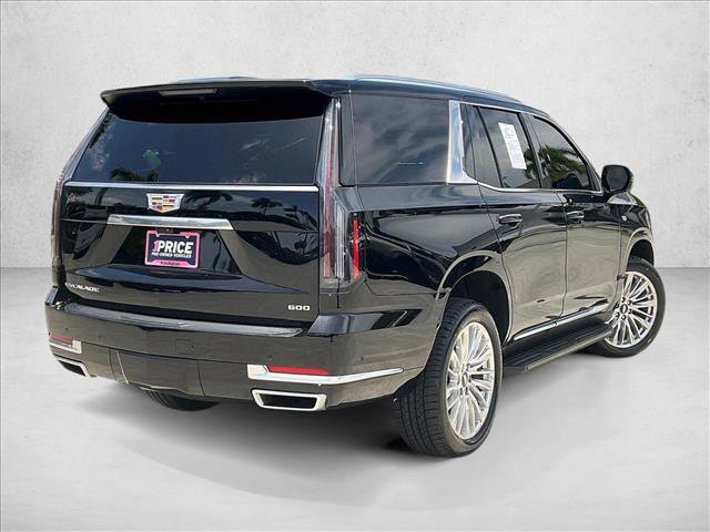 Used 2025 Cadillac Escalade Premium Luxury RWD image 2