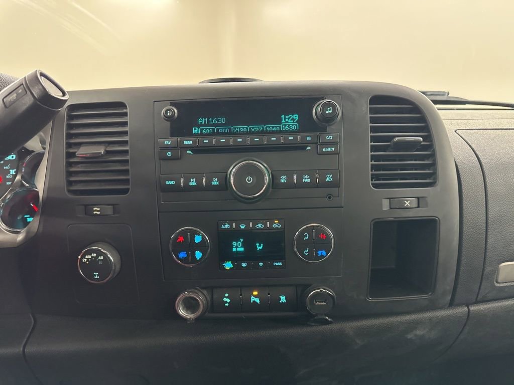 Used 2011 GMC Sierra 1500 SLE w/ Power Tech Package image 39