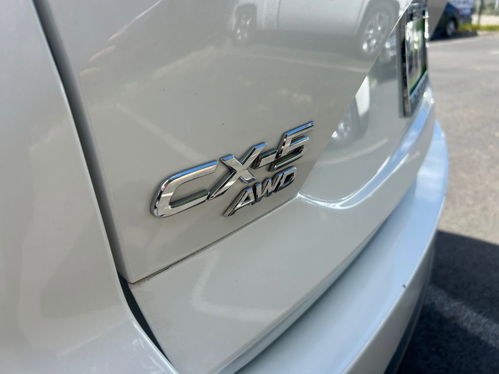 Used 2019 MAZDA CX-5 Touring image 31