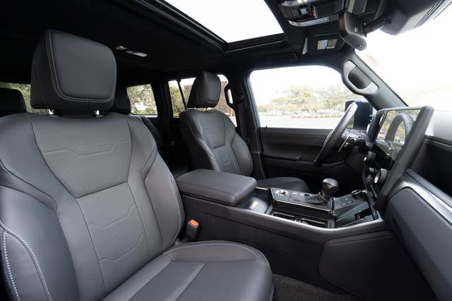 Used 2025 Lexus GX 550 550 Luxury image 26