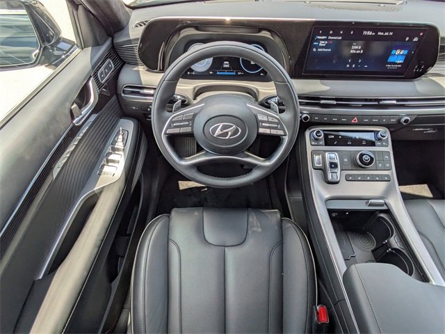 Used 2025 Hyundai Palisade Calligraphy image 17