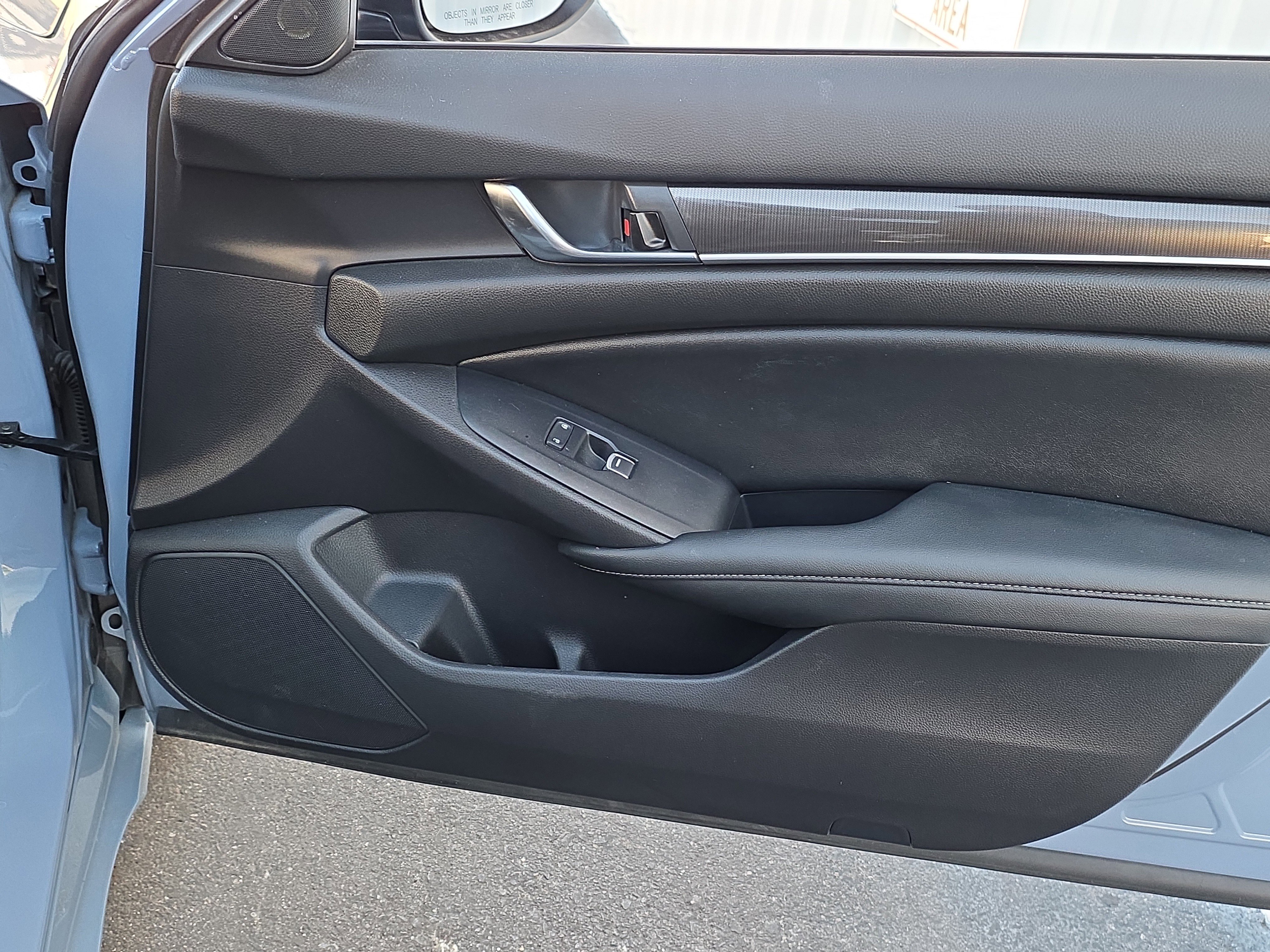 Used 2022 Honda Accord Sport image 27