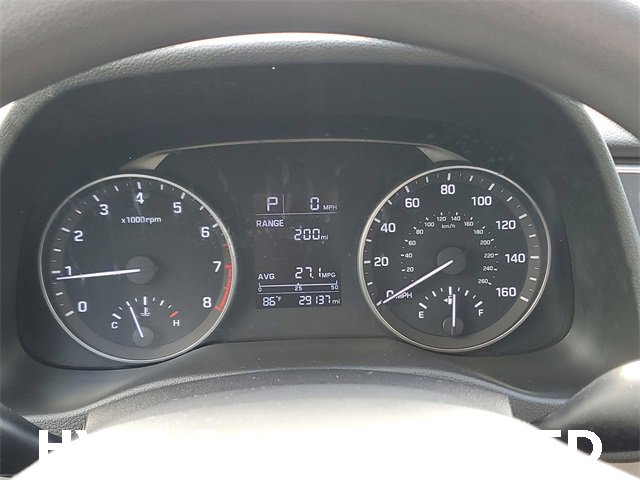 Used 2017 Hyundai Elantra SE image 24