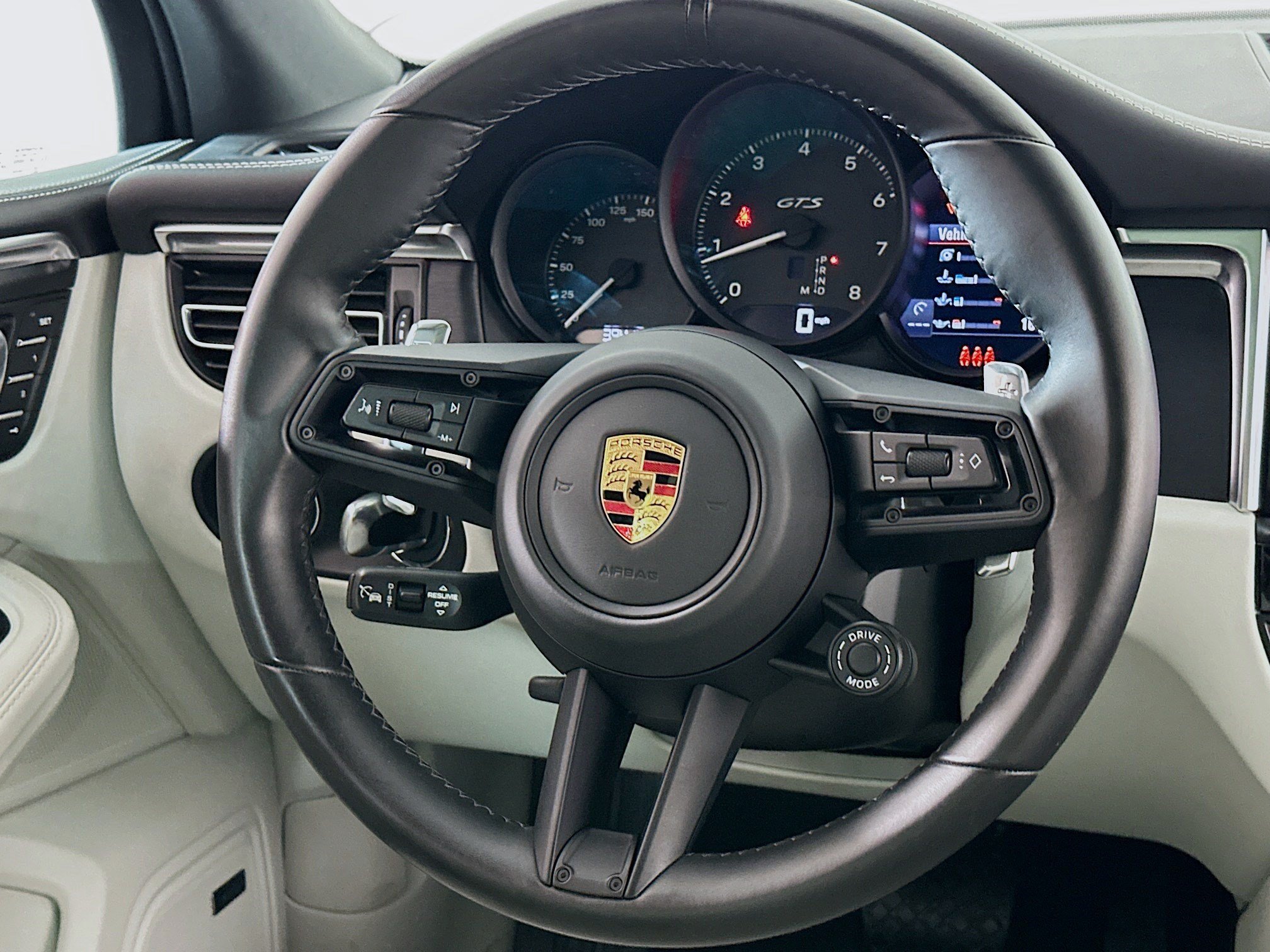 Used 2023 Porsche Macan GTS w/ Premium Package Plus AWD/4WD image 8