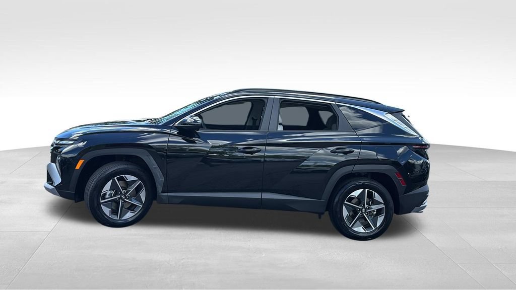 Used 2025 Hyundai Tucson SEL AWD/4WD image 4