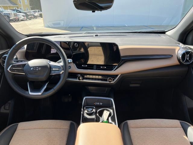 Certified 2026 Chevrolet Equinox ACTIV w/ Convenience Package III image 12