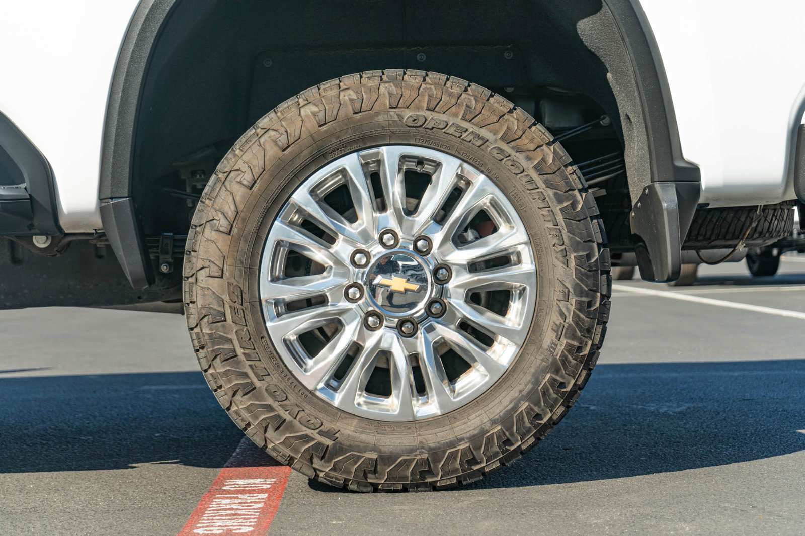 Used 2022 Chevrolet Silverado 3500 High Country w/ Z71 Off-Road Package AWD/4WD image 12
