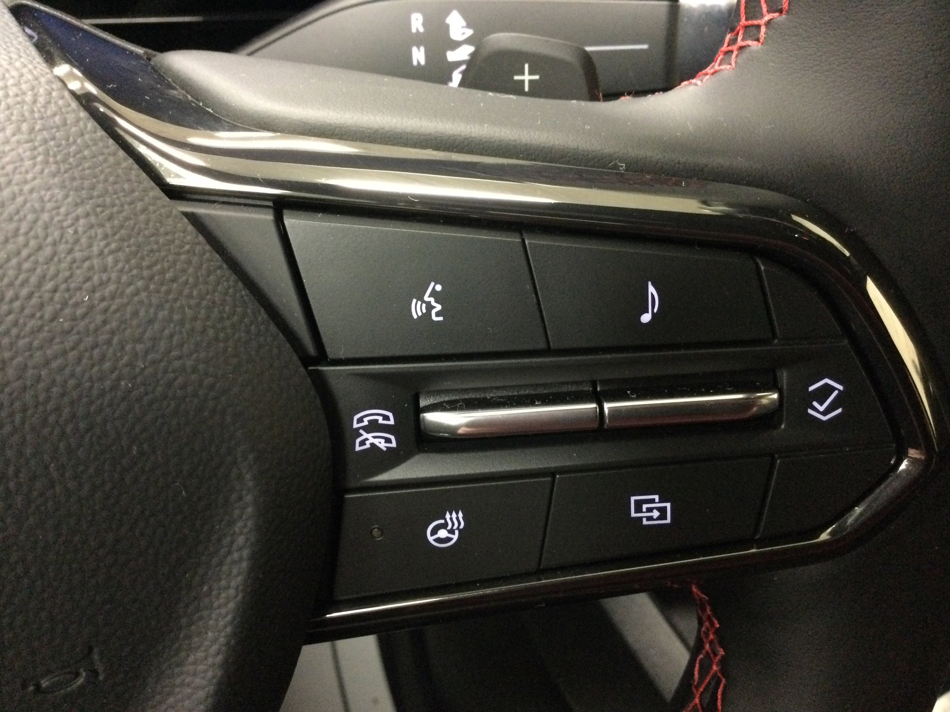 New 2026 Chevrolet Equinox RS w/ Convenience Package III image 14