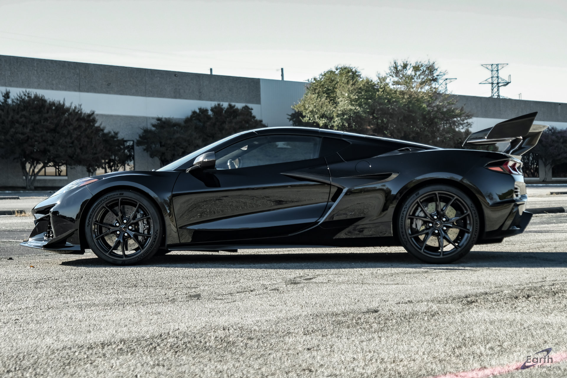 Used 2025 Chevrolet Corvette ZR1 w/ ZR1 Carbon Fiber Aero Package RWD image 12