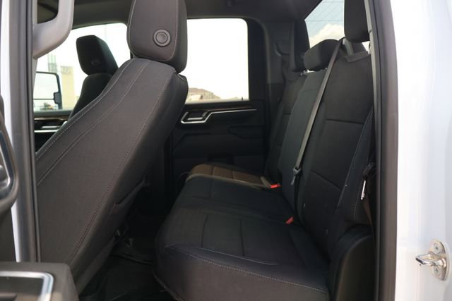 Used 2024 GMC Sierra 2500 SLE w/ SLE Value Package; AWD/4WD image 8