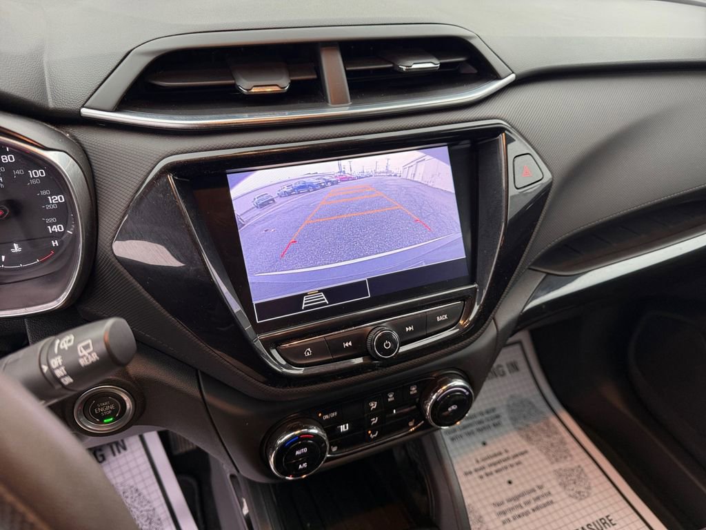 Used 2022 Chevrolet TrailBlazer LT w/ Convenience Package image 36