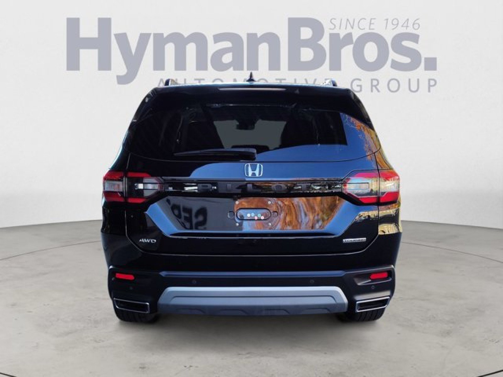 Used 2023 Honda Pilot Touring image 4