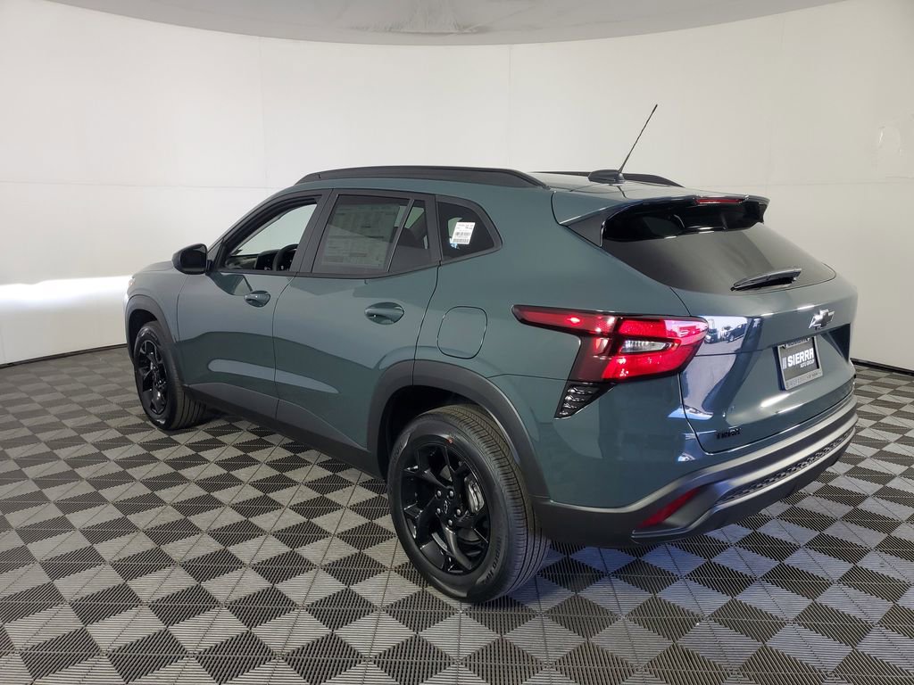 New 2026 Chevrolet Trax LT w/ Midnight Edition image 6
