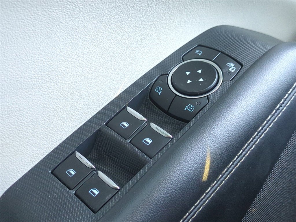 Used 2022 Ford Mustang Mach-E Premium image 27