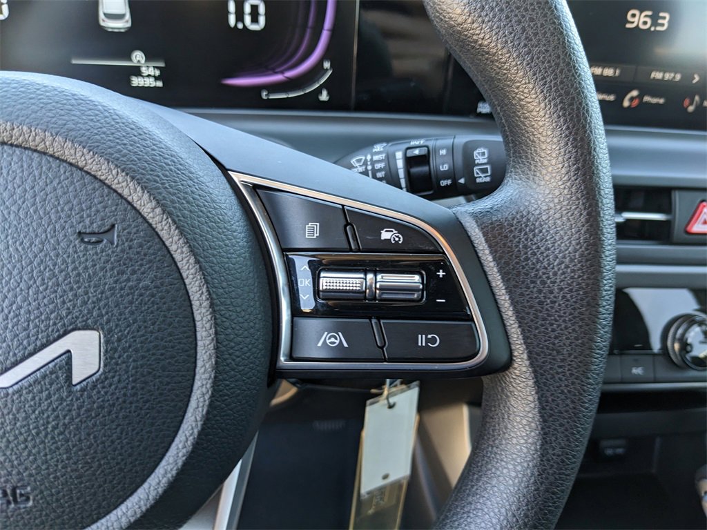 Certified 2025 Kia Seltos LX image 31