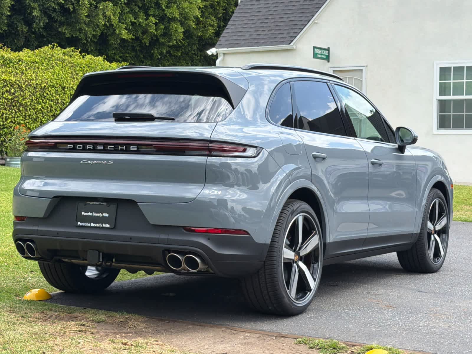New 2026 Porsche Cayenne S AWD/4WD image 8