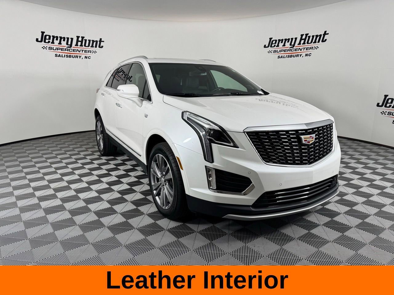 Used 2025 Cadillac XT5 Premium Luxury image 5