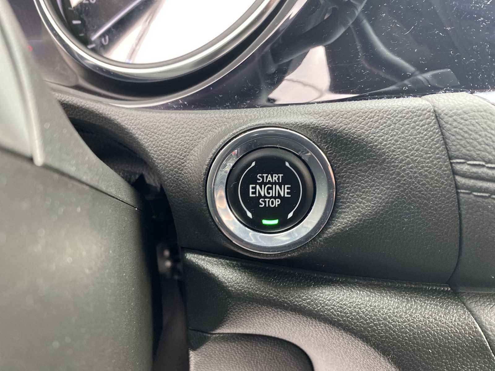 Used 2023 Buick Encore GX Essence w/ Experience Buick Package image 23