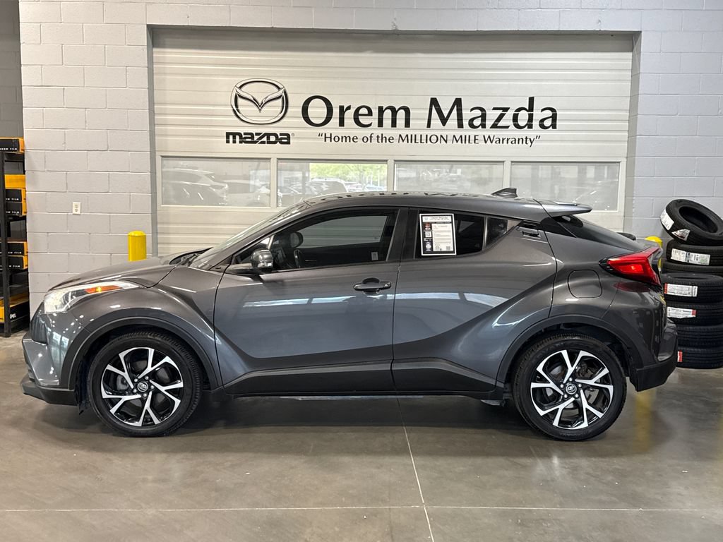 Used 2018 Toyota C-HR XLE FWD image 25