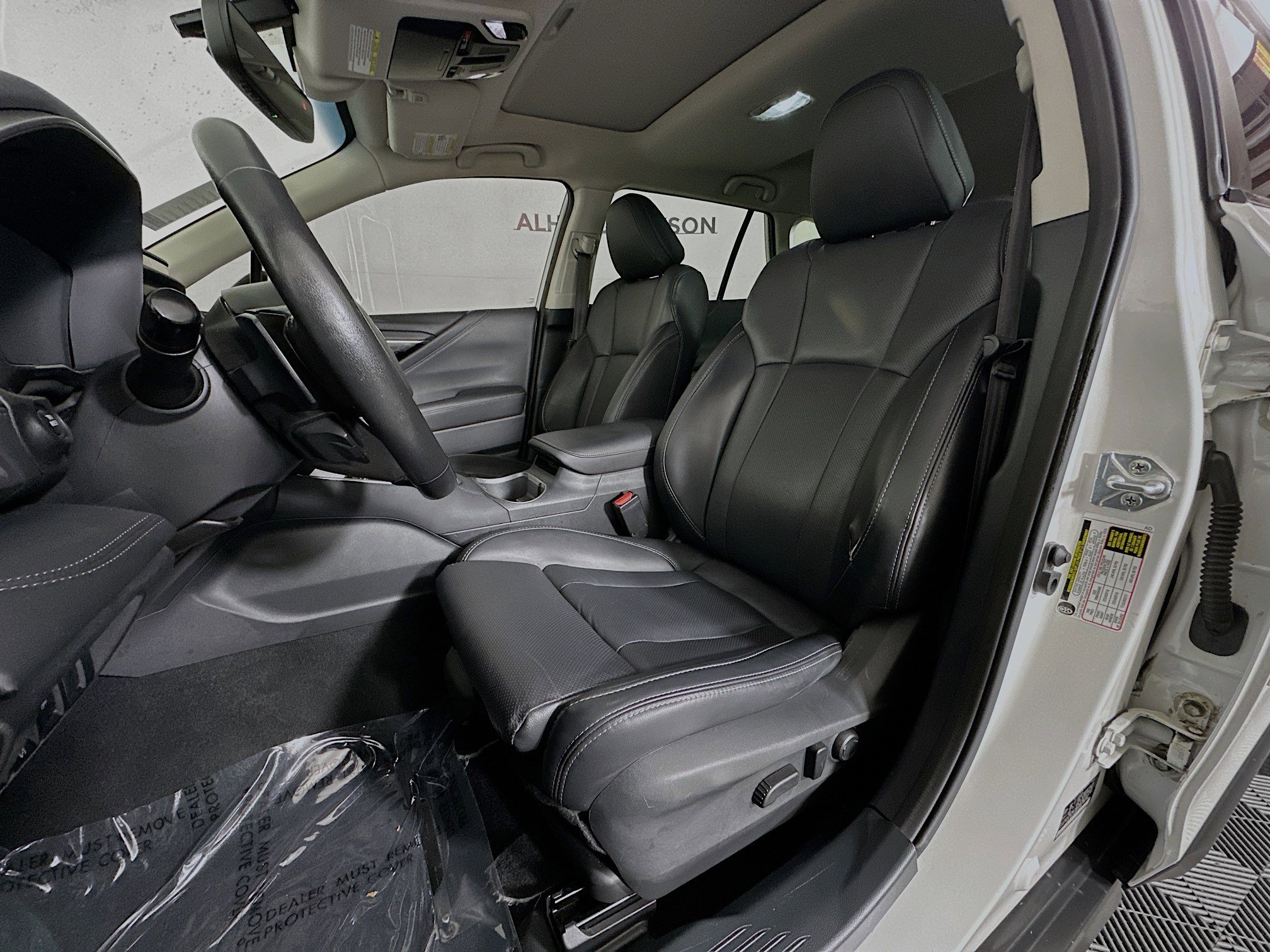 Used 2022 Subaru Outback Limited image 12