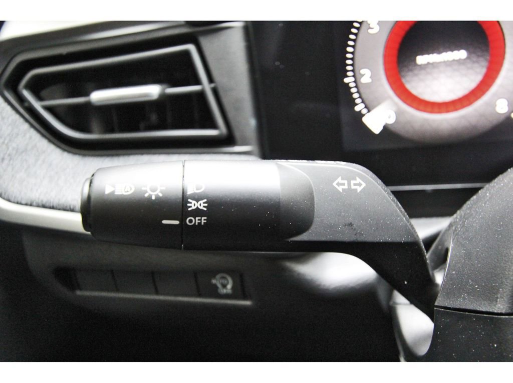 New 2026 Nissan Kicks SV w/ Charging Package image 13