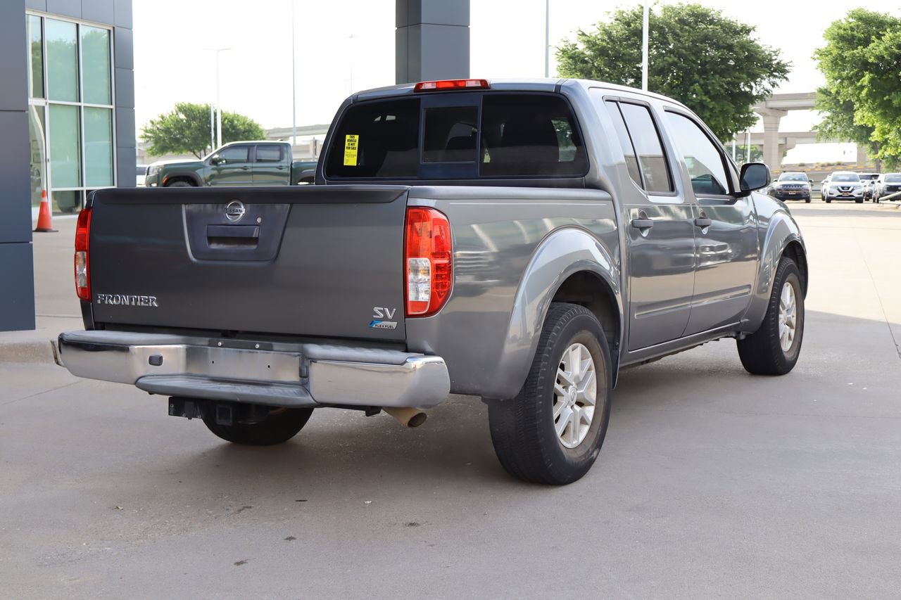 Used 2017 Nissan Frontier SV RWD image 3