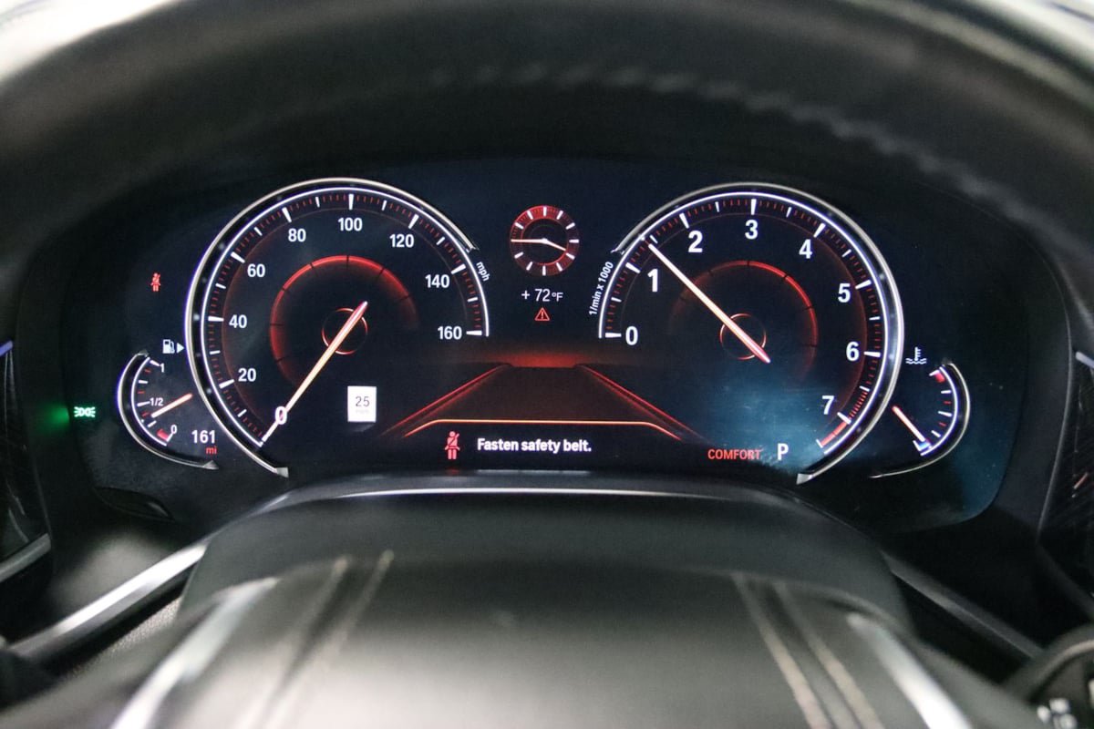 Used 2019 BMW 750i RWD image 44
