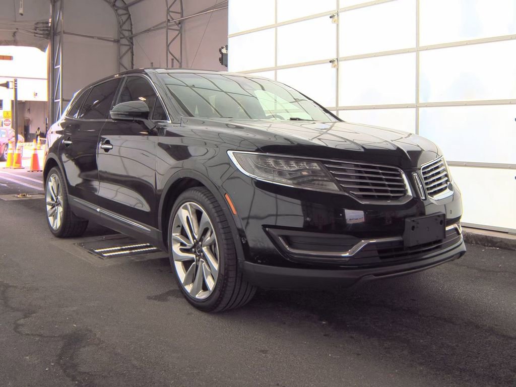 Used 2018 Lincoln MKX Reserve w/ Luxury Package image 3