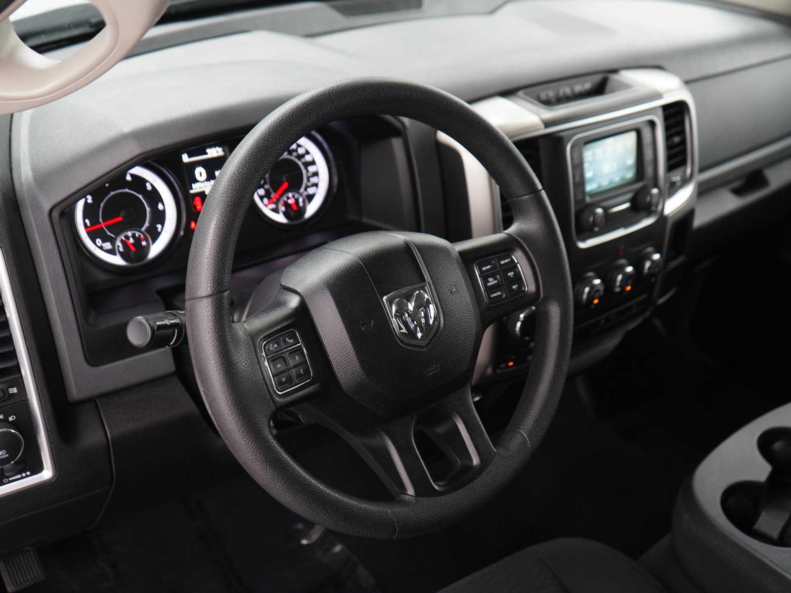 Used 2020 RAM 1500 Classic Warlock AWD/4WD image 19