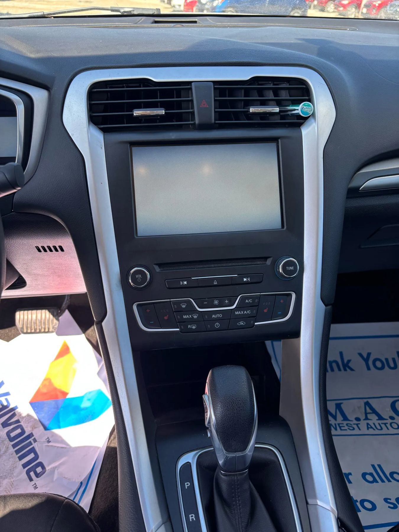 Used 2016 Ford Fusion SE image 13