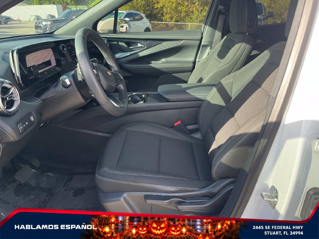Used 2025 Chevrolet Blazer EV LT AWD/4WD image 9