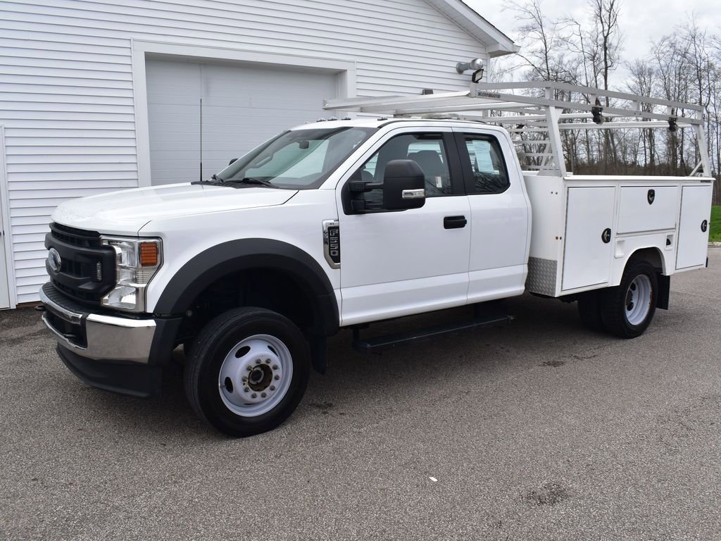 Used 2022 Ford F550 4x4 SuperCab Super Duty image 3