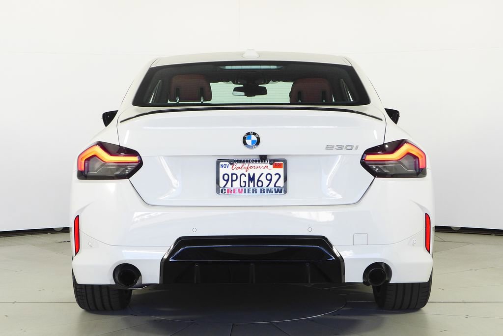 Used 2025 BMW 230i Coupe w/ M Sport Package image 8