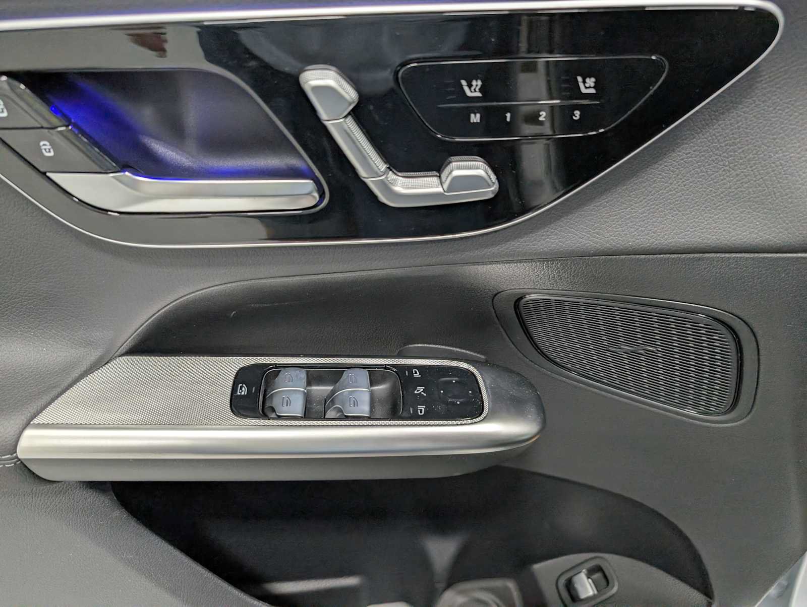 New 2026 Mercedes-Benz GLC 300 4MATIC image 31