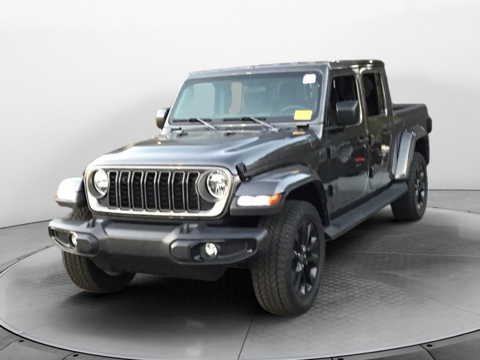 Used 2025 Jeep Gladiator Sport image 3