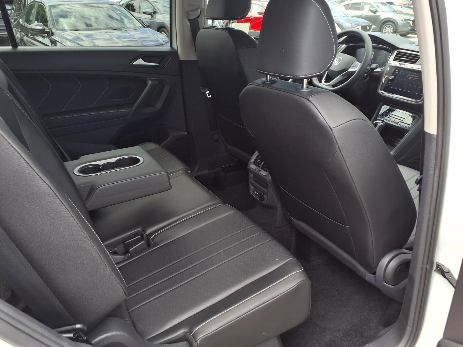 Certified 2023 Volkswagen Tiguan SE FWD image 22