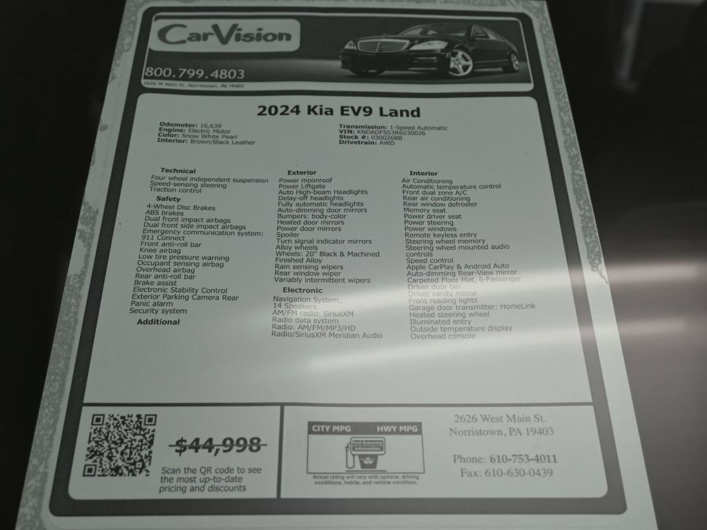 Used 2024 Kia EV9 Land image 38