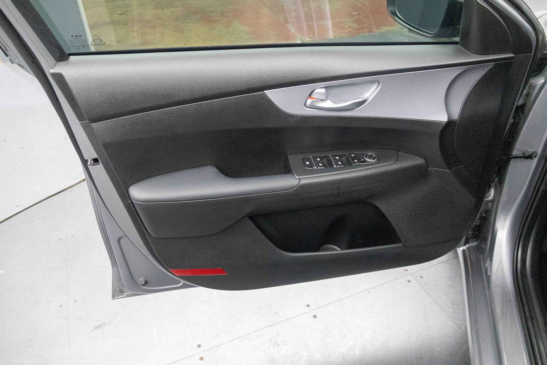 Used 2023 Kia Forte LXS FWD image 21