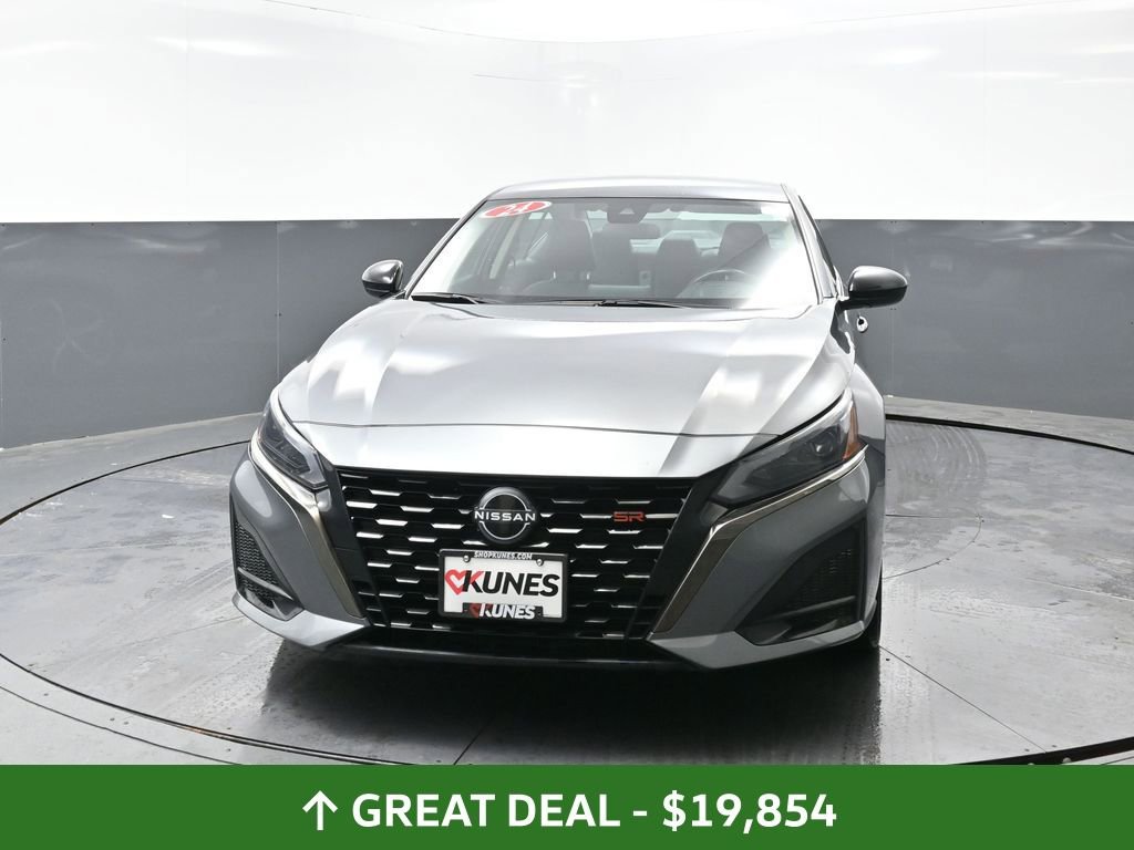 Used 2024 Nissan Altima 2.5 SR image 8