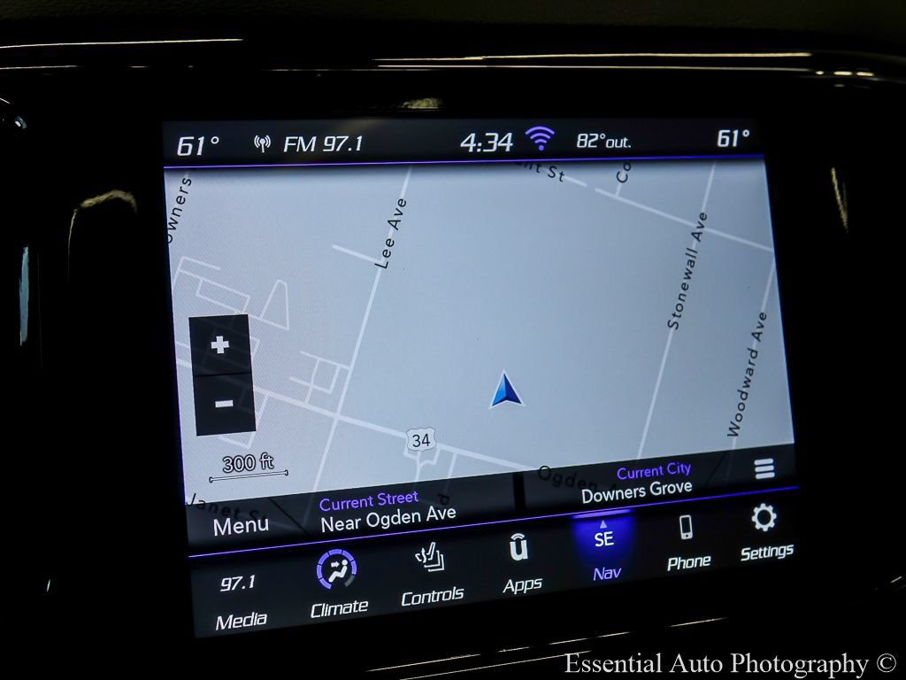 Used 2021 Jeep Grand Cherokee Laredo X AWD/4WD image 18