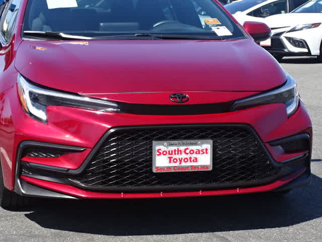 Certified 2025 Toyota Corolla SE FWD image 4