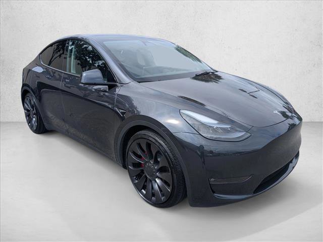 Used 2025 Tesla Model Y Performance AWD/4WD video 3