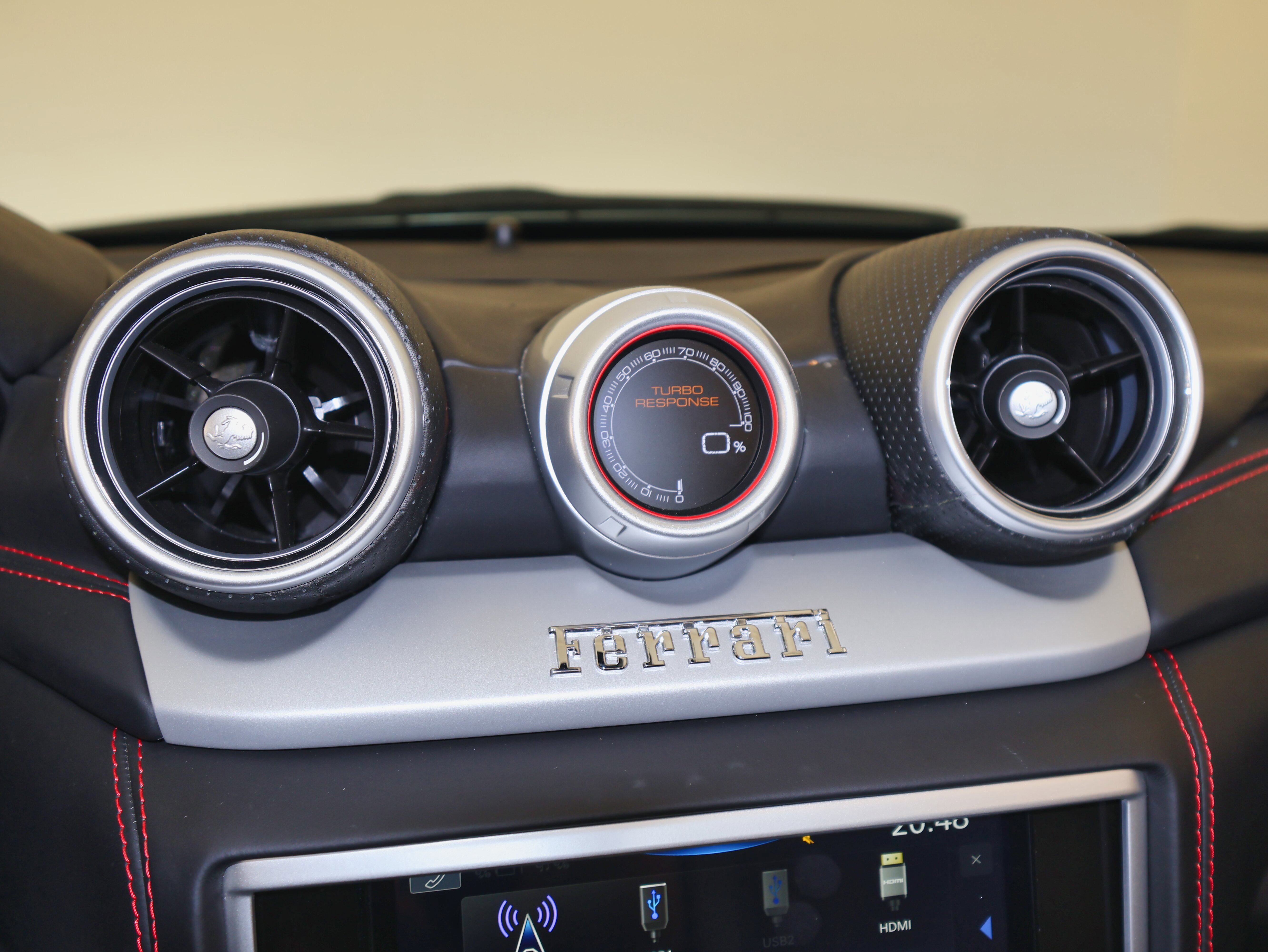 Used 2017 Ferrari California T image 32
