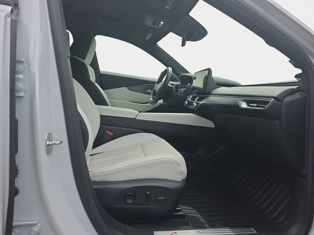 Used 2024 Acura ZDX A-Spec AWD/4WD image 19