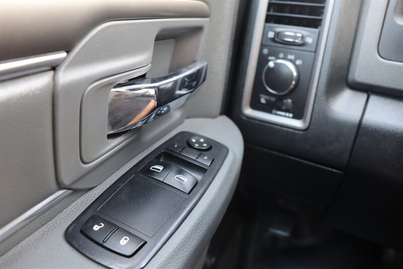 Used 2017 RAM 2500 Tradesman w/ Power & Remote Entry Group RWD image 13