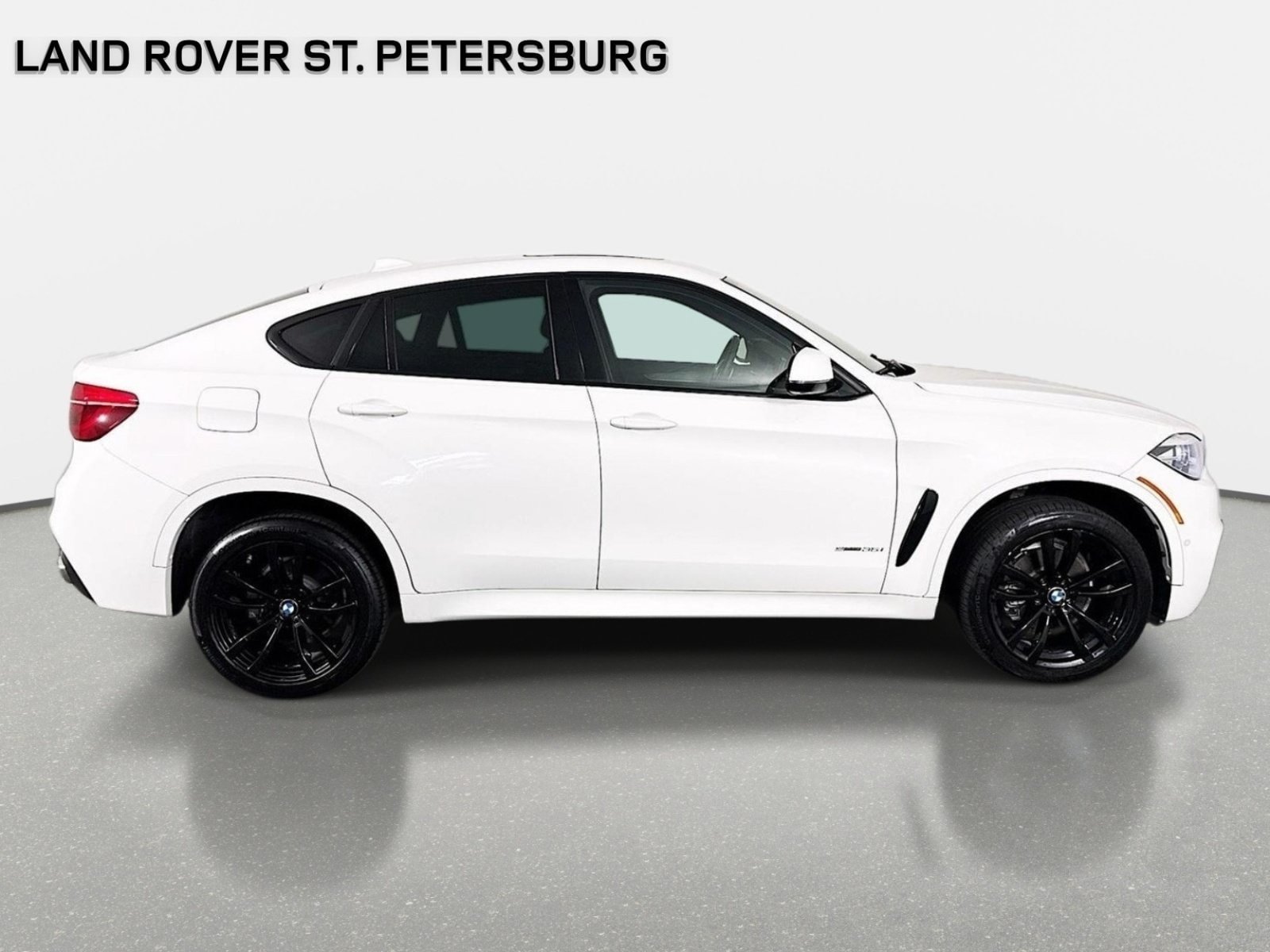 Used 2019 BMW X6 sDrive35i w/ M Sport Package RWD image 4