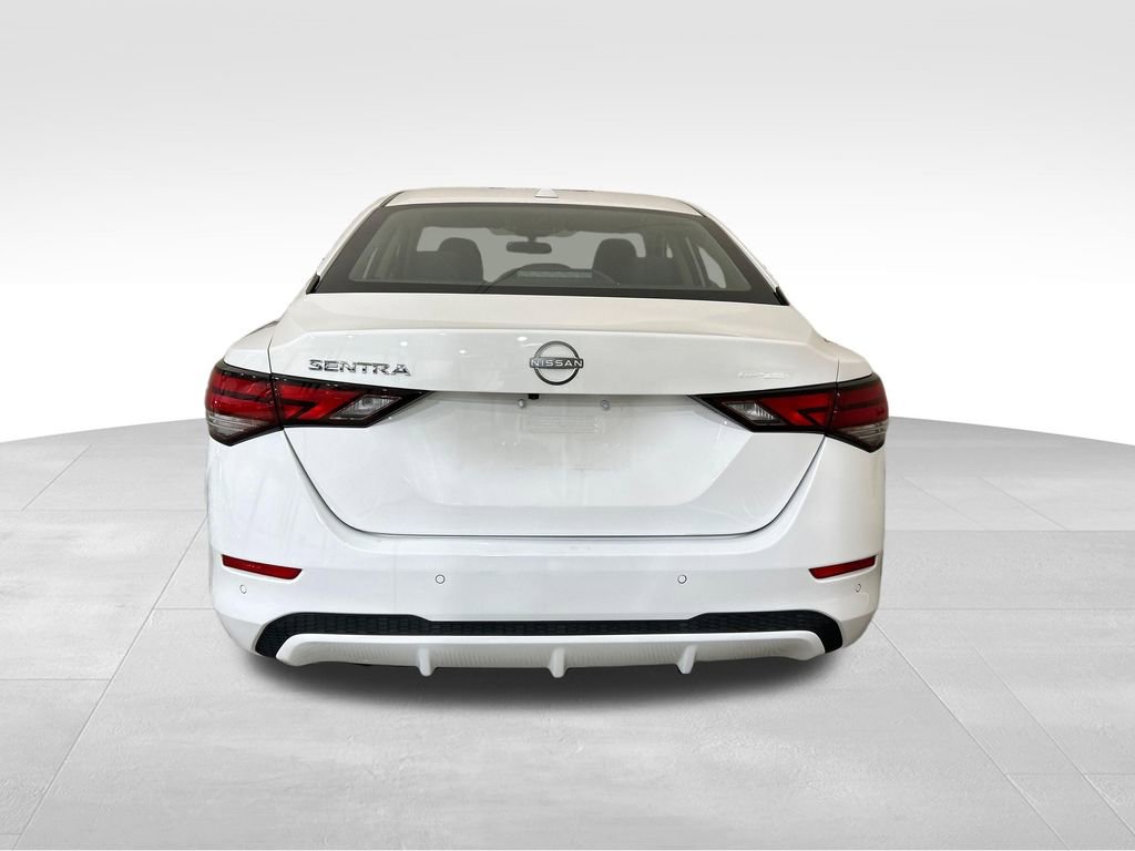 Used 2025 Nissan Sentra SV FWD image 4