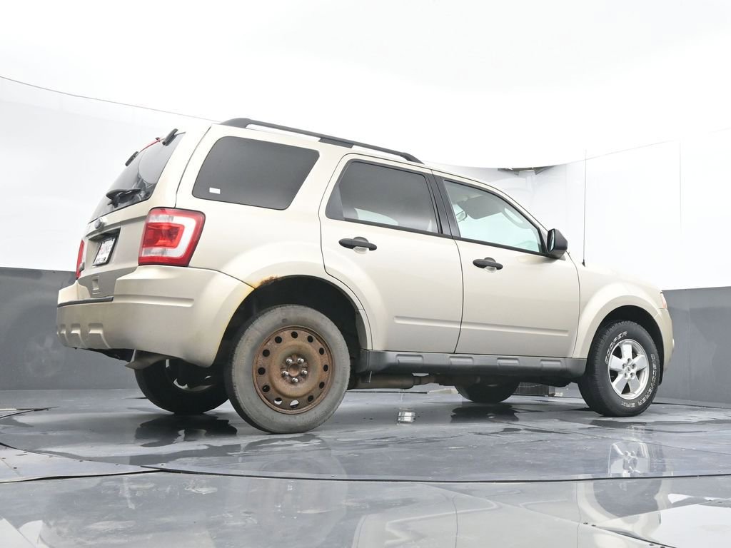 Used 2010 Ford Escape XLT FWD image 32